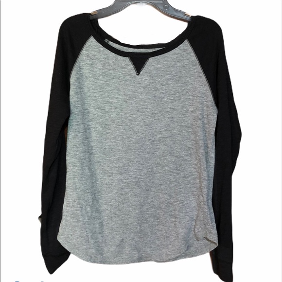 Aeropostale Tops - 🌺 3/$20 Aeropostale long sleeve tee